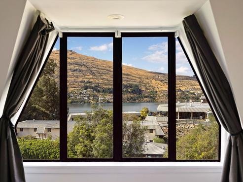 10/43 Goldridge Way, Queenstown Central