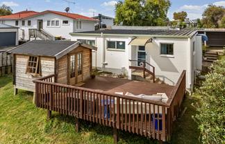 2/74 La Trobe Street, Pakuranga Heights