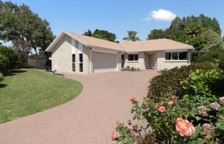 316 Saint Andrews Drive, Bethlehem