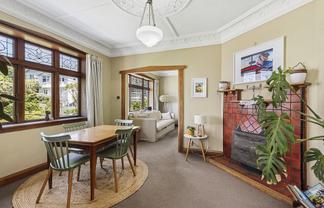 111 Eden Street, Island Bay