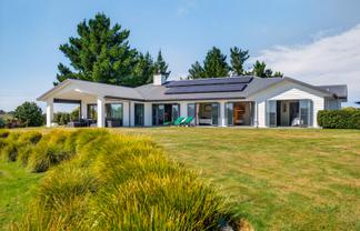 701 River Road, Otane