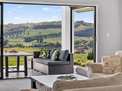 701 River Road, Otane