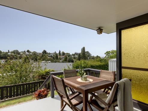 73 Sutherland Road, Brookfield