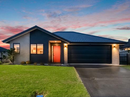 15 Cascade Crescent, Tikipunga