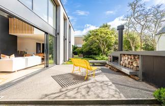 14 Lochiel Road, Khandallah