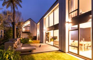 14 Lochiel Road, Khandallah