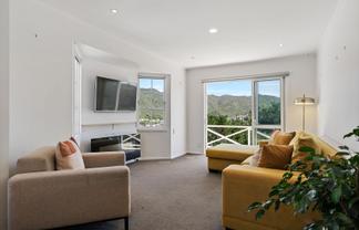 24A Parklands Drive, Karori