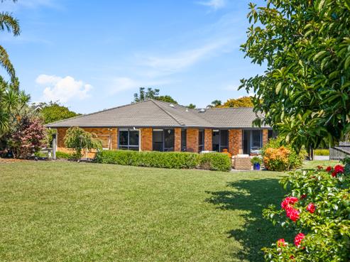 49 Sunny Crescent, Huapai