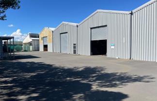 Great Warehouse, Great Yard, Great Value!