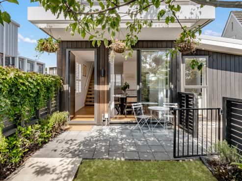 1/4 Glen Atkinson Street, Saint Heliers
