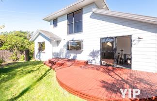 36B Kentwood Drive, Woodridge