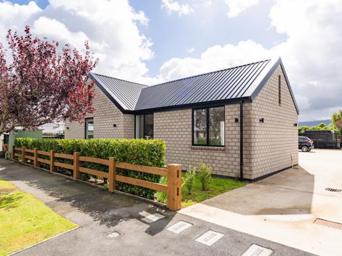 1A Dey Street, Mosgiel