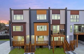 8 Reeves Avenue, Papatoetoe