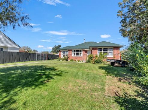 8 Andrew Street, Allenton