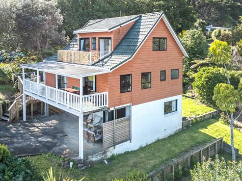42 Kowhai Drive, Te Kouma