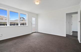 1/458 West Coast Road, Glen Eden