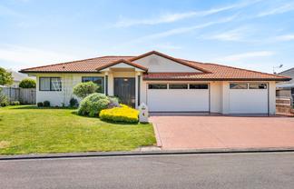 4 Woodford Heights, Havelock North