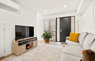 6E Taratoa Street, Point England