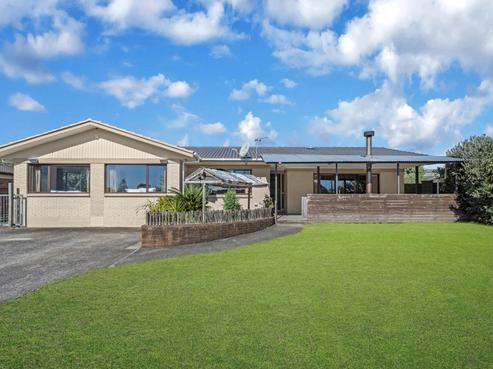 8 Papatahi Place, Henderson