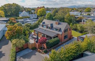 66 Straven Road, Fendalton