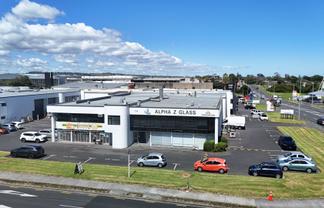 Huge Exposure Industrial Unit + Showroom