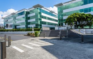 Quality Business Park Office