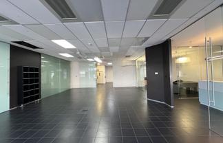 Mount Cook showroom/retail or ground floor office