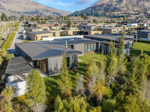 6 Stackbrae Avenue, Wanaka
