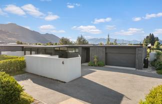 6 Stackbrae Avenue, Wanaka