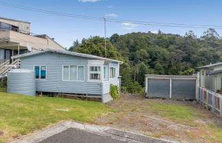 5 Rewa Road, Maraetai