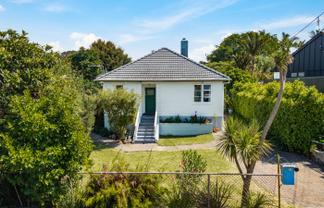 12 Achilles Crescent, Devonport