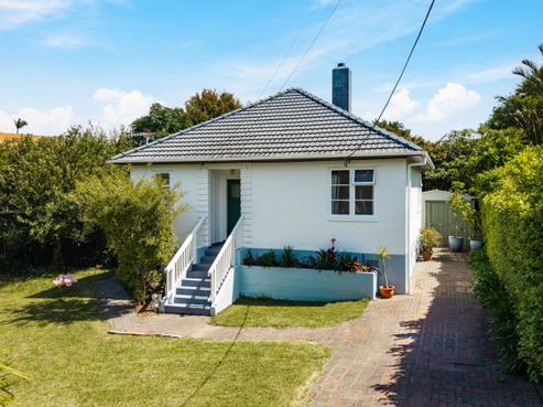 12 Achilles Crescent, Narrow Neck