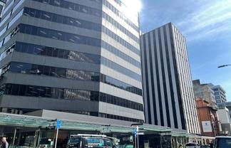 Iconic Tower. Entire Floor.