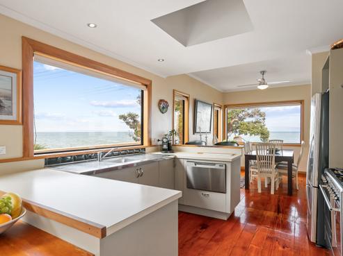 374 Thames Coast Road, Thornton Bay
