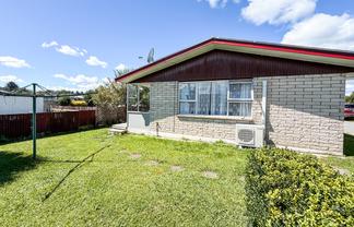 1/12 Grey Street, Putaruru