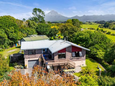 115 Alfred Road, Egmont Village