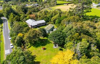 115 Alfred Road, Egmont Village