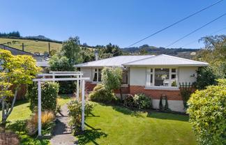 54 Hall Road, Sawyers Bay