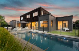 32 Defender Crescent, Beachlands