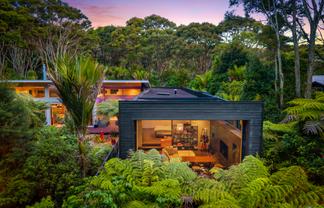 192A Huia Road, Titirangi