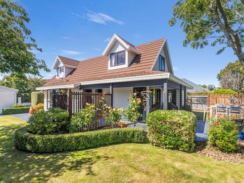 10 Rowanwood Close, Halswell