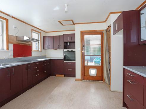 6 Station Road, Hunterville