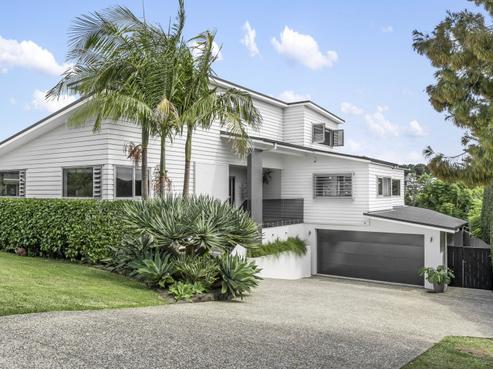 17 Mayfair Crescent, Mairangi Bay