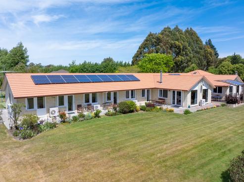 16 Macdonalds Lane, Waikuku