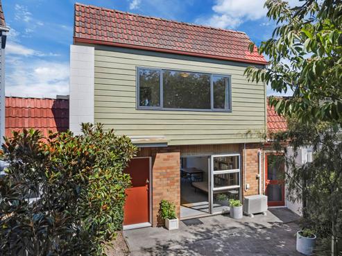 2/151 Blockhouse Bay Road, Avondale