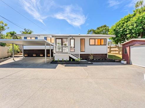 51 Saddleback Rise, Murrays Bay