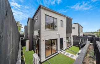Lot 2/18 Sunnyhill Crescent, Sunnyhills