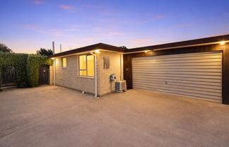 2/59 Gardiners Road, Bishopdale