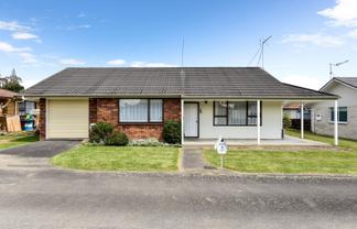 9 Enderley Lane, Enderley