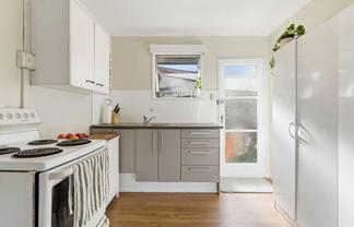 2/15 Phoenix Place, Papatoetoe